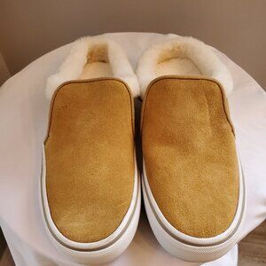 Eddie Bauer faux-fur mule
